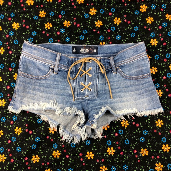 Hollister Pants - Juniors Low Rise Jean Short Shorts Size 1